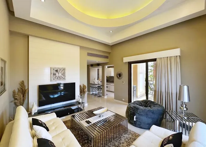 Meditative & Blissful 3 Bdr Ancient Sands Private Pool