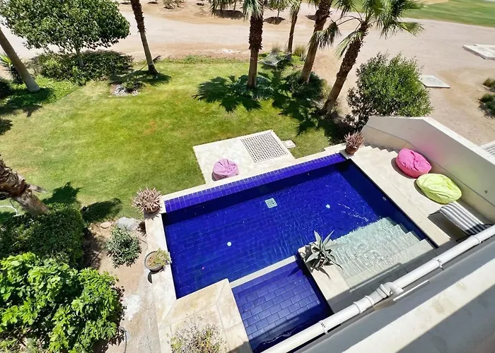 Meditative & Blissful 3 Bdr Ancient Sands Private Pool Gurdaka